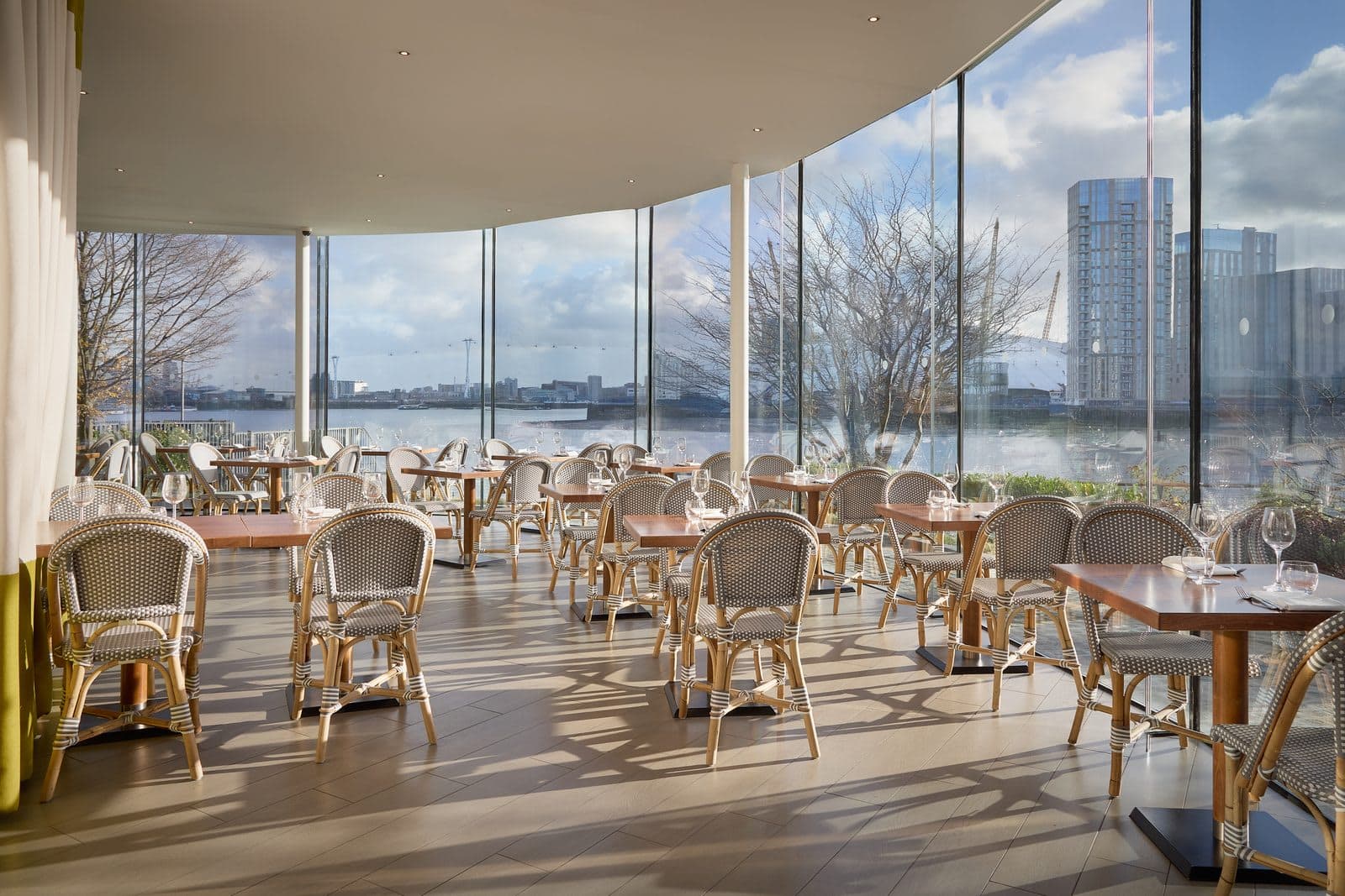 Scoff & Banter Canary Wharf - image 1
