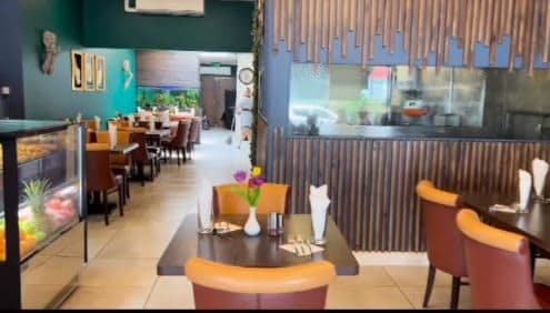 Aquarium Persian Restaurant مطعم الایرانی‌ - image 1
