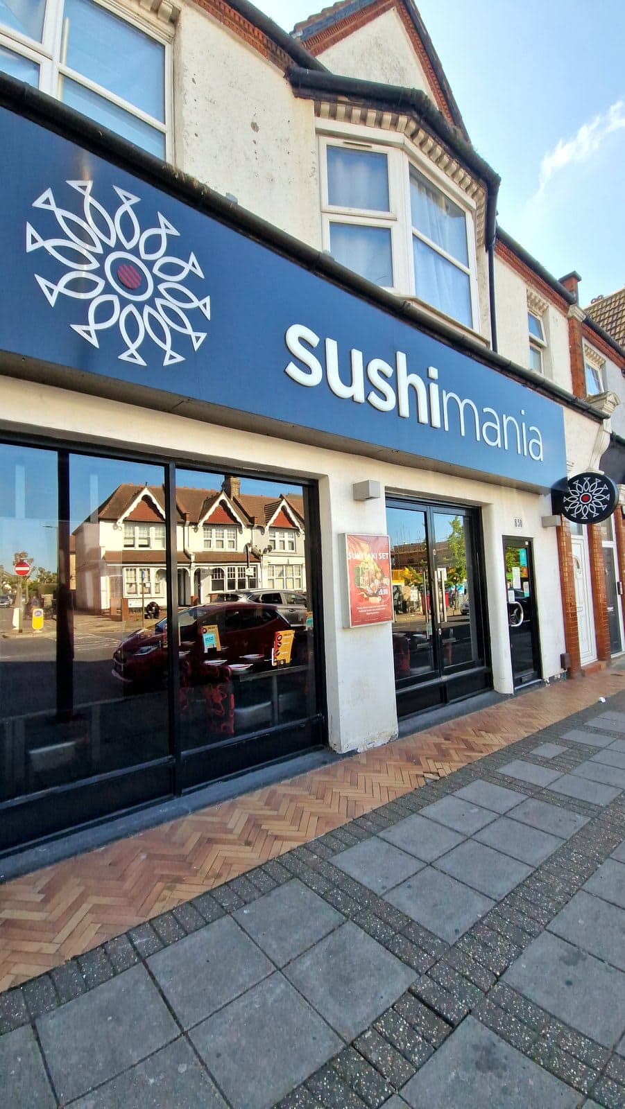 Sushimania Finchley - image 1