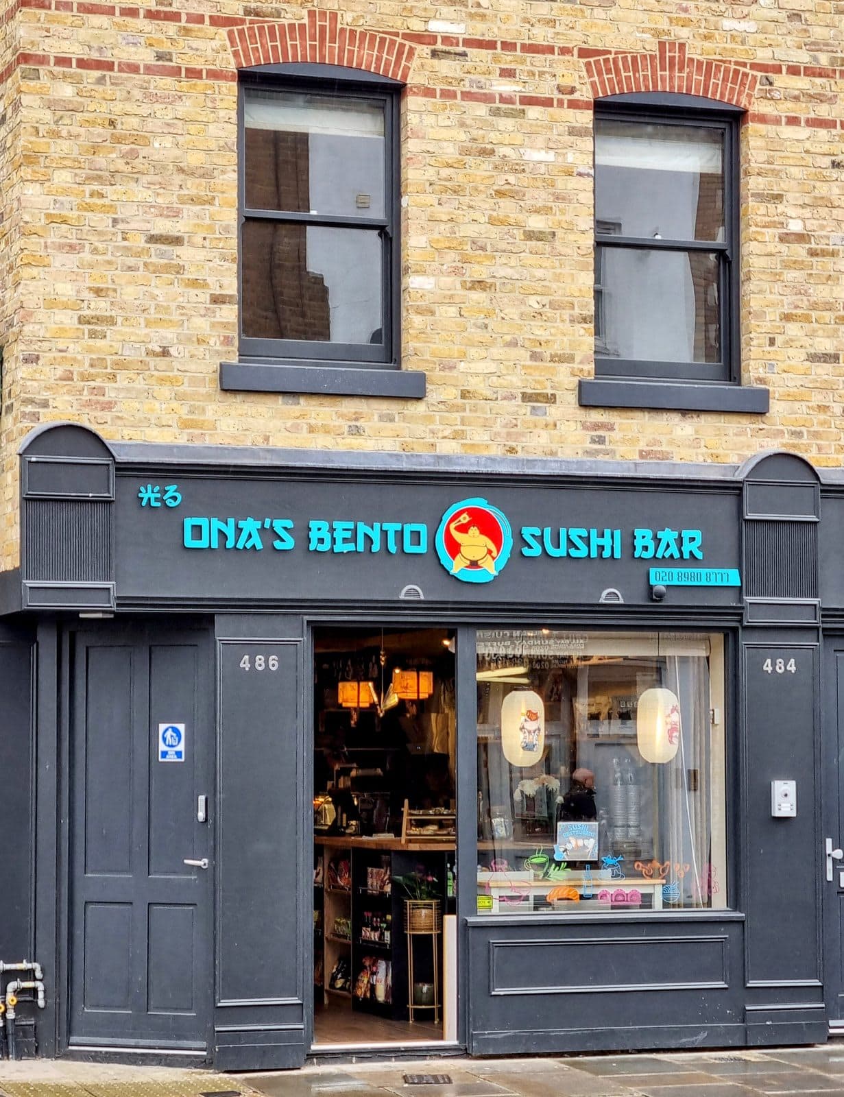 Ona's Bento Sushi Bar - image 1