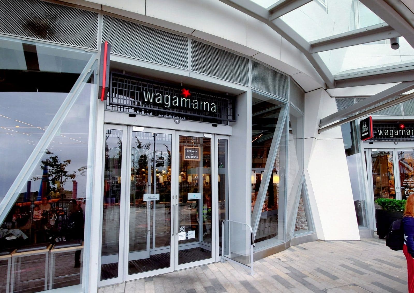 wagamama battersea power station - image 1