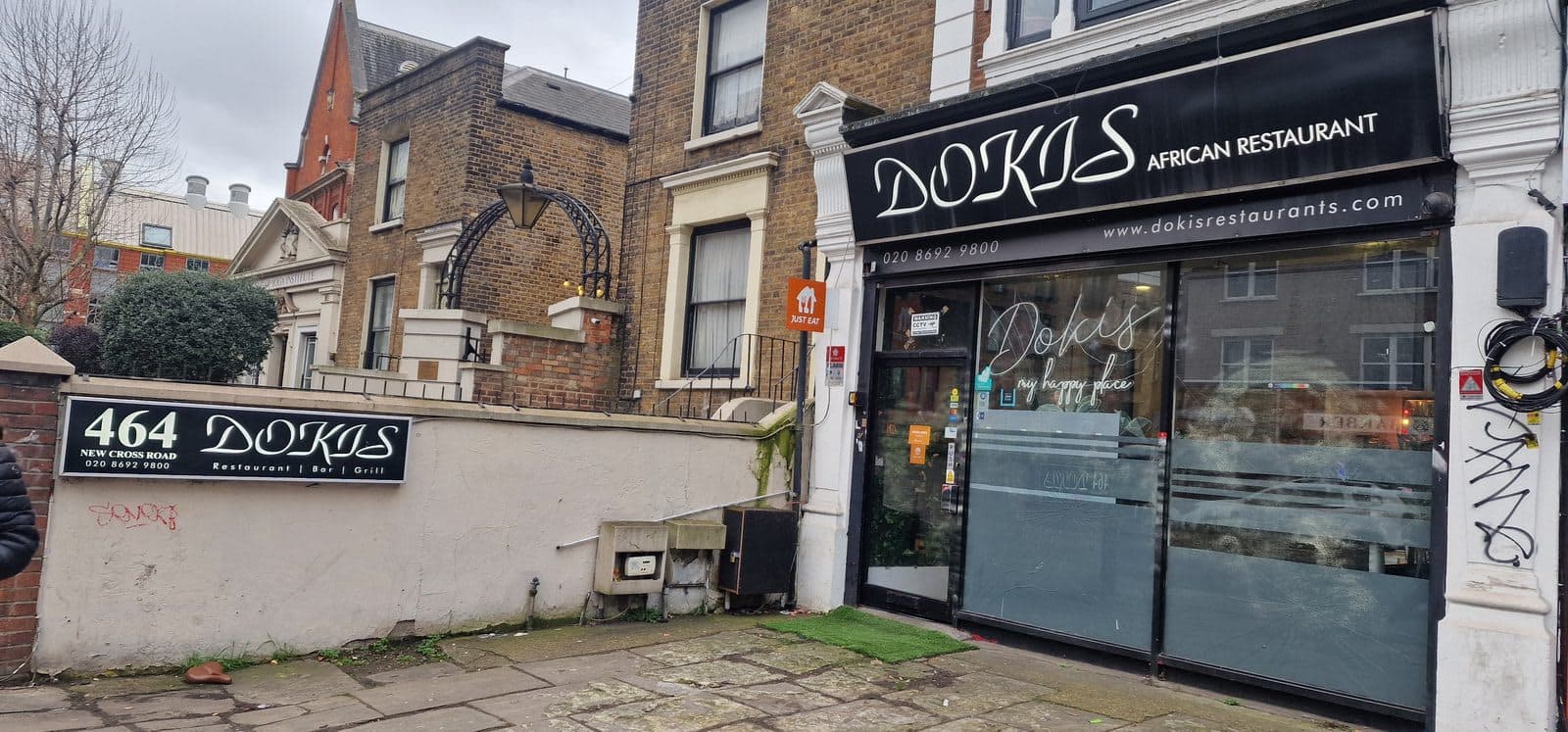Dokis Restaurant - image 1