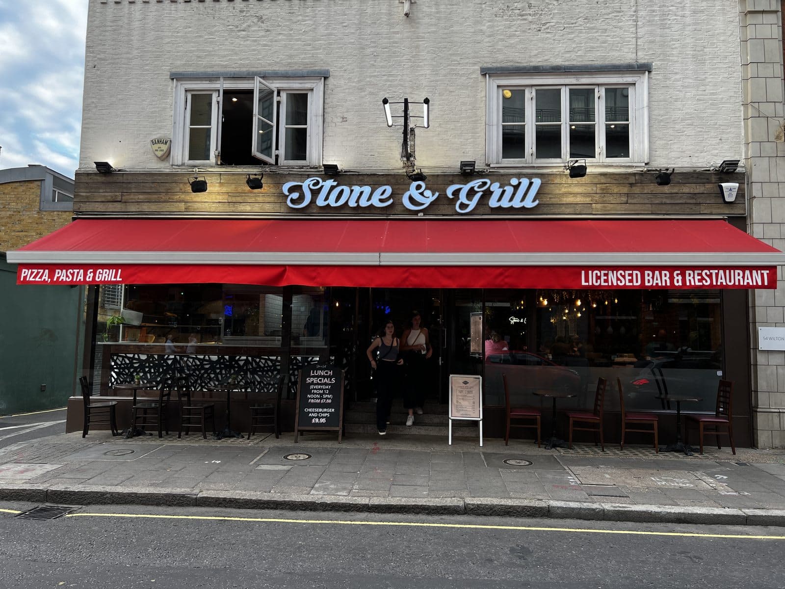 Stone & Grill Restaurant Victoria - image 1