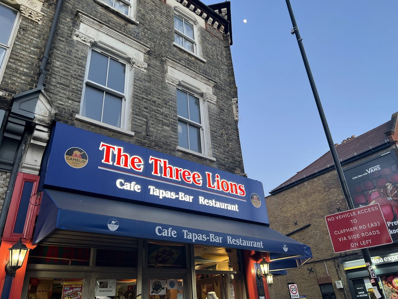 The Three Lions - image 1