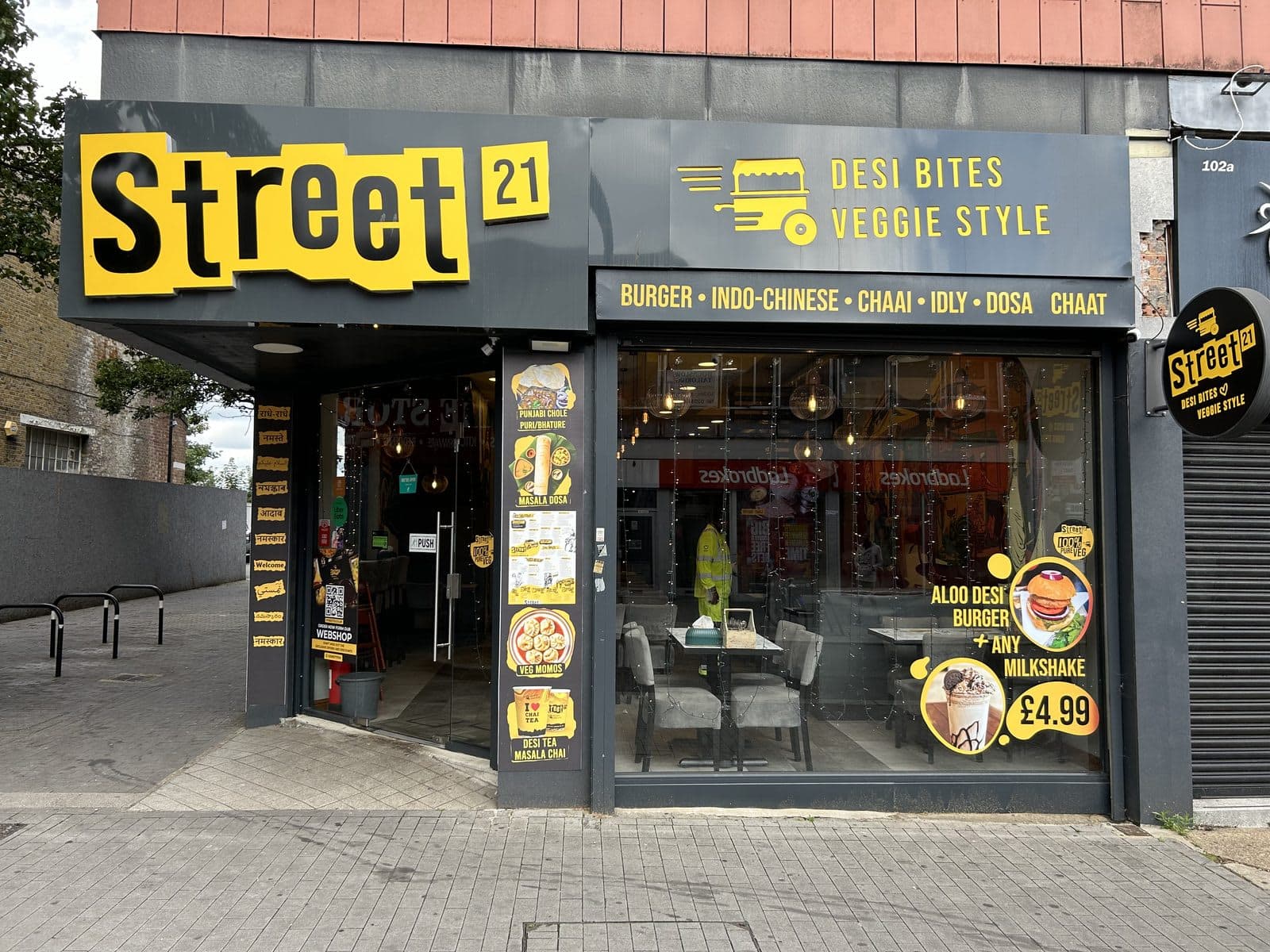 Street 21 - image 1