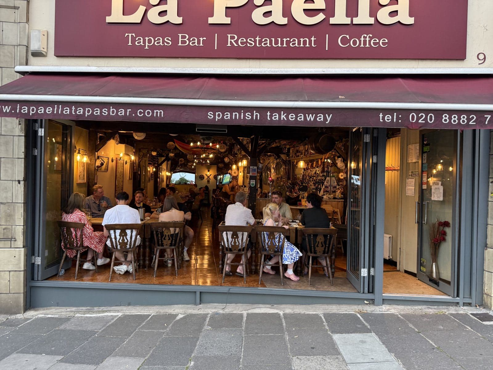 La Paella Tapas Bar - Spanish Restaurant Southgate - image 1