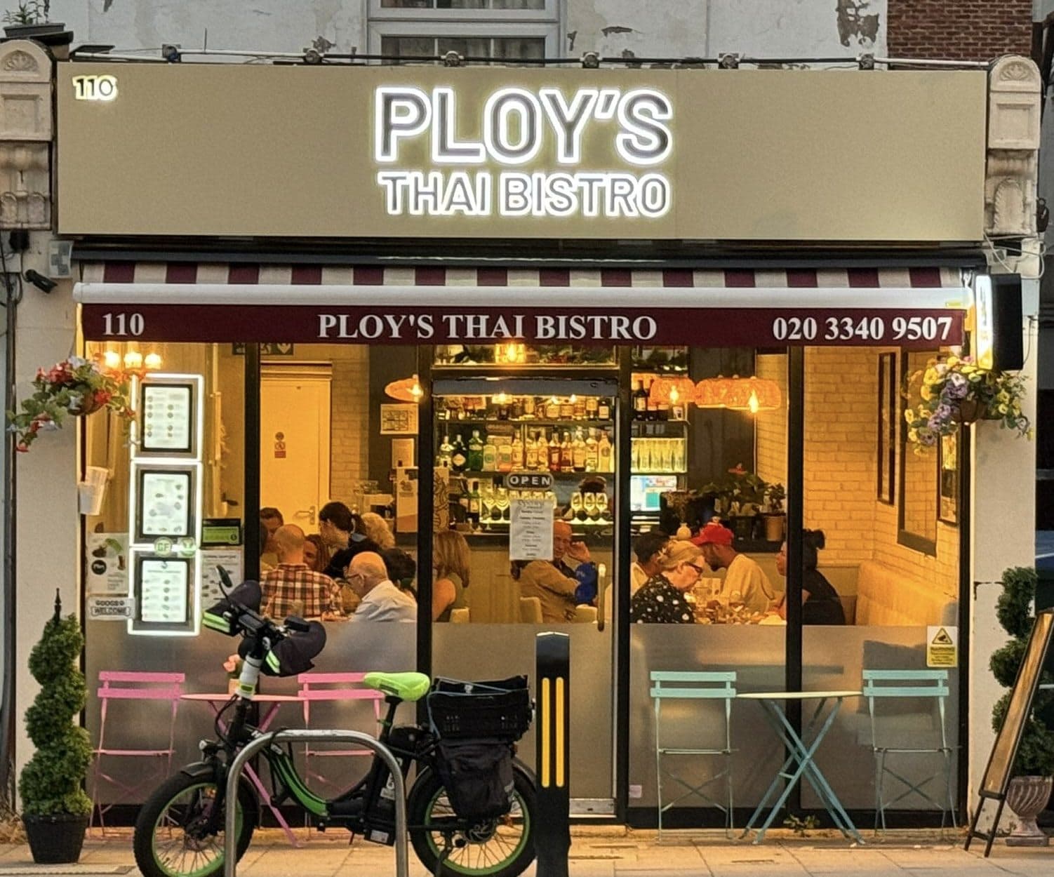Ploy’s Thai Bistro - image 1
