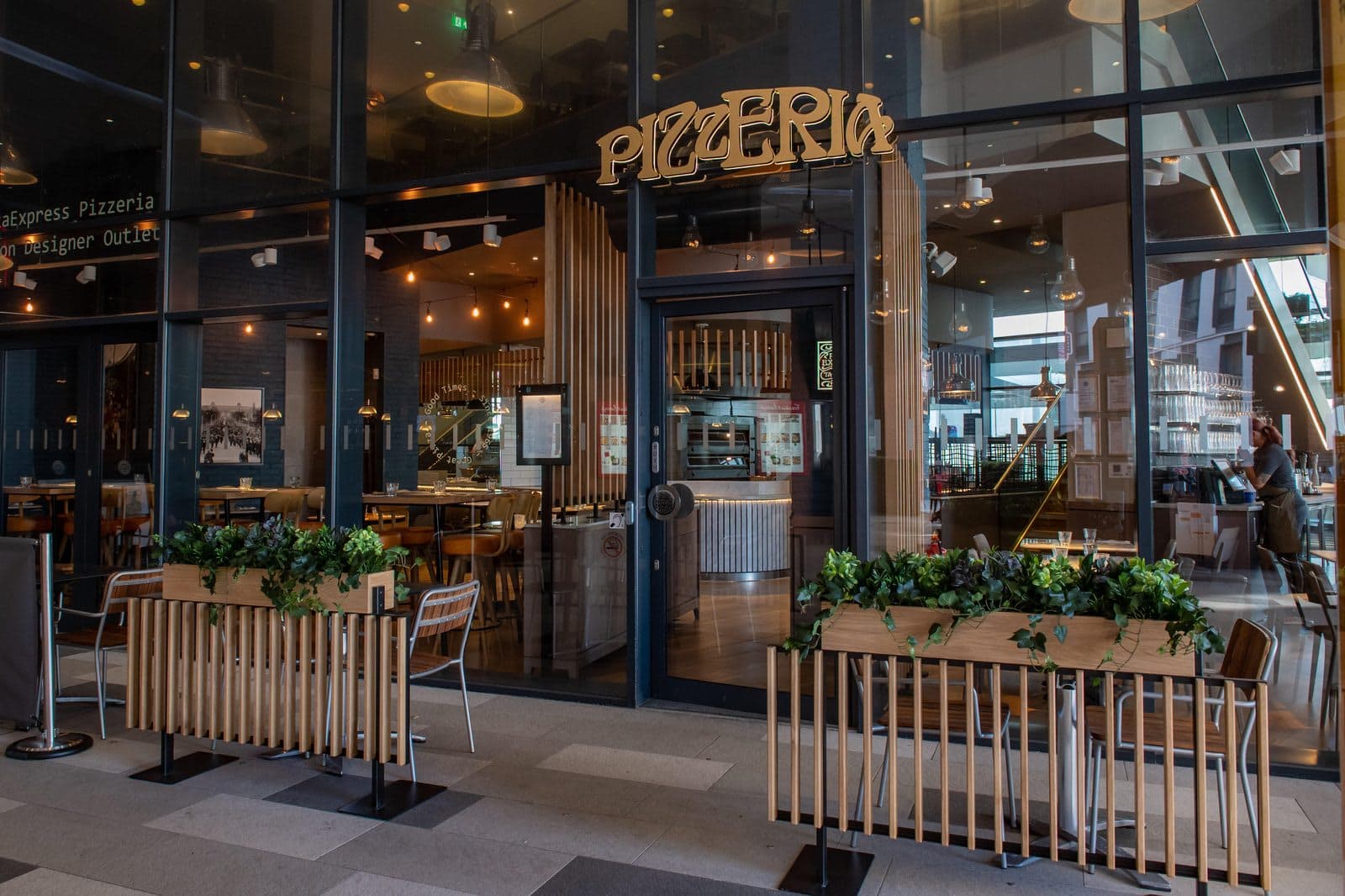 Pizza Express - image 1