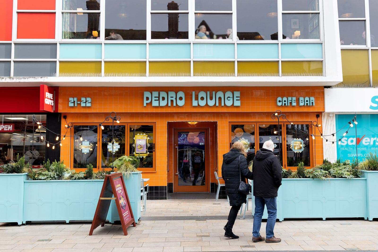 Pedro Lounge - image 1