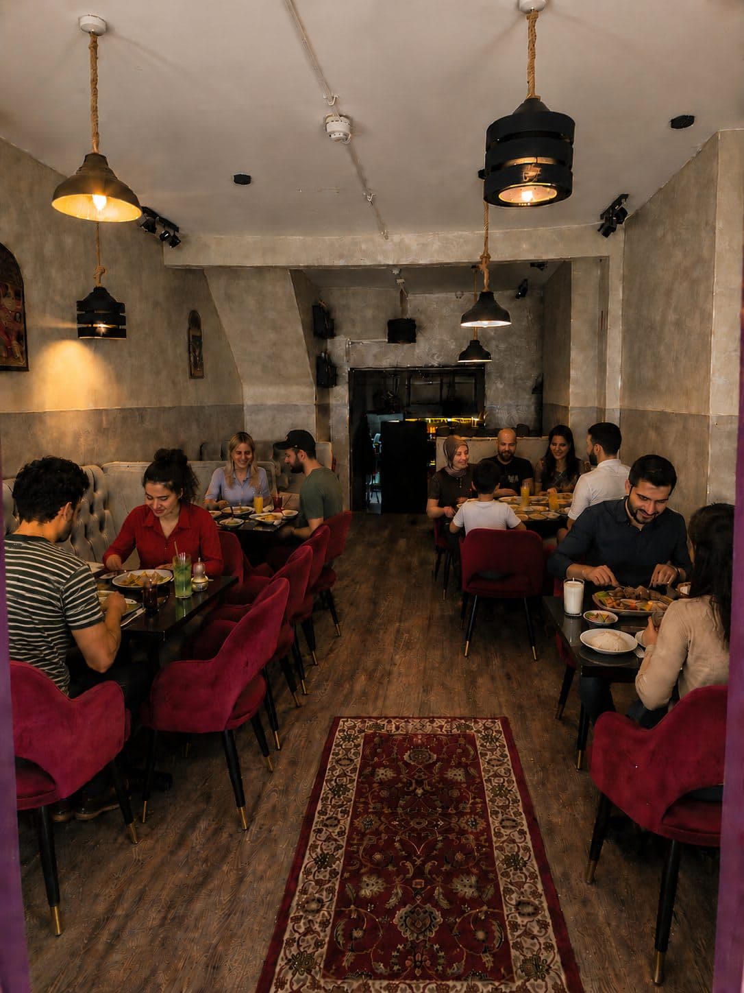 Selene Persian& Grill Restaurant - image 1