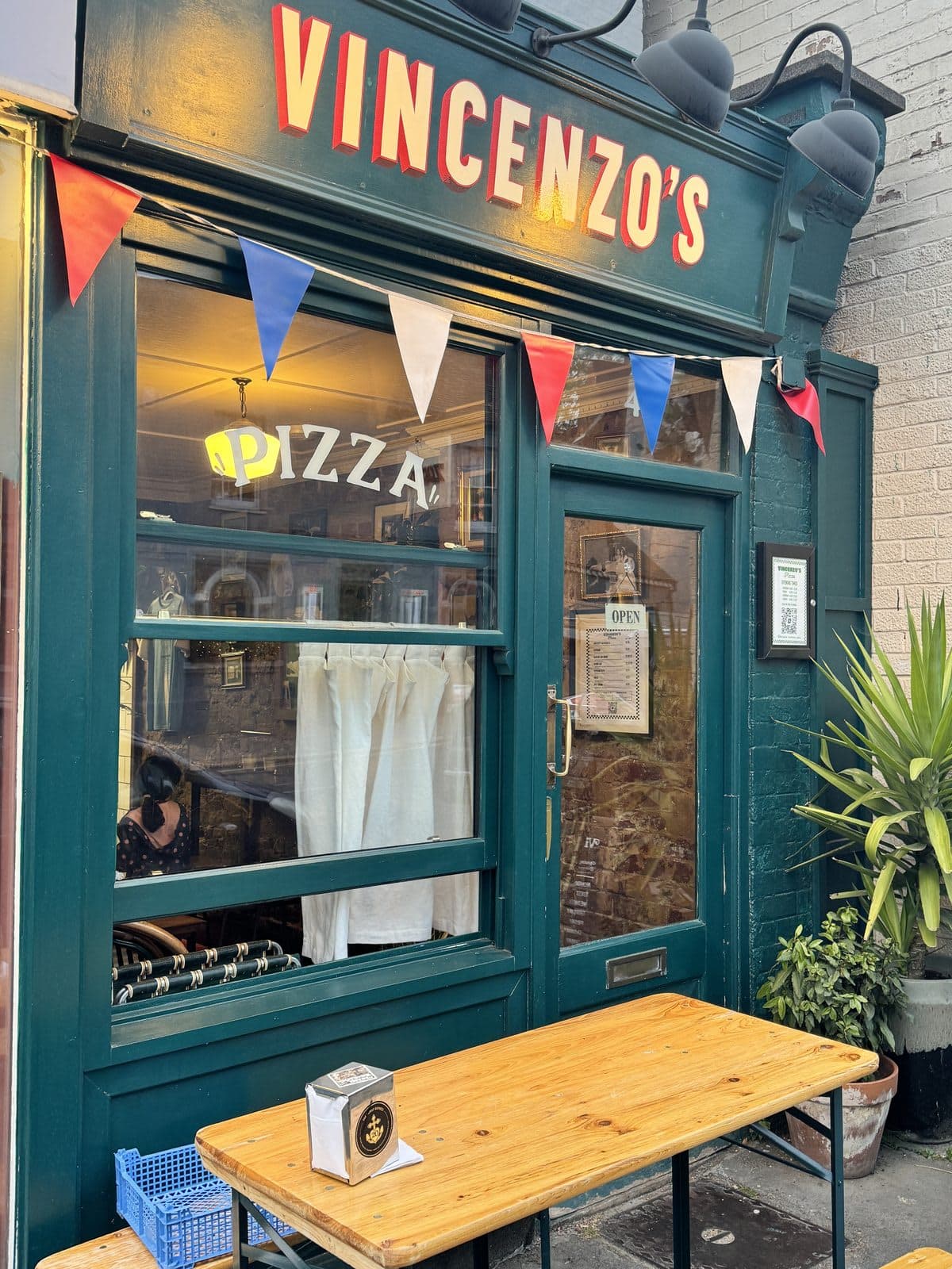 Vincenzo's Pizza - image 1