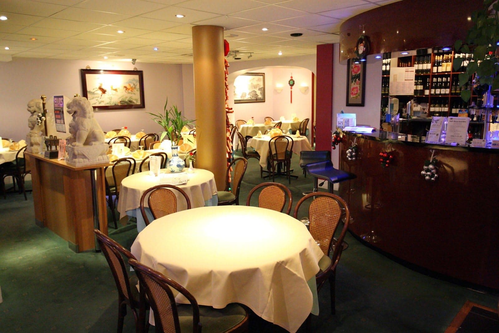 Full Moon Chinese Restaurant, Hersham - image 1