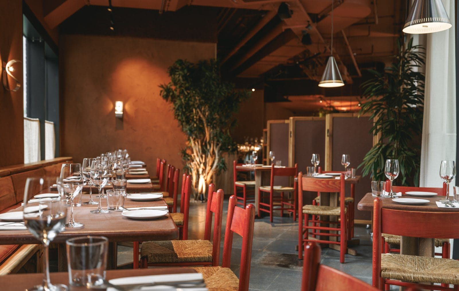 Ara Restaurant - image 1
