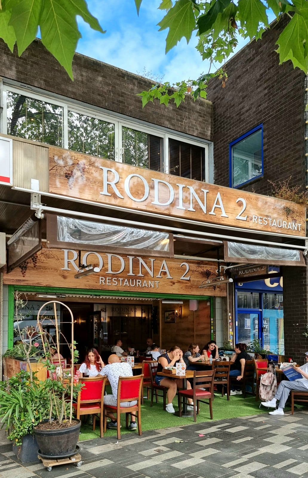 Rodina 2 - image 1