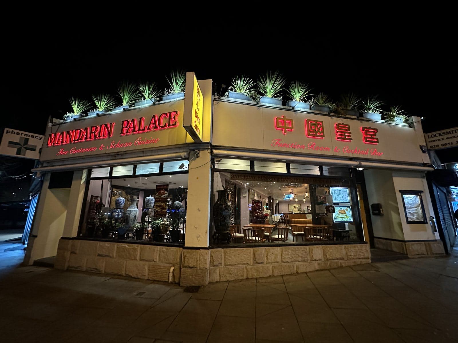 Mandarin Palace - image 1