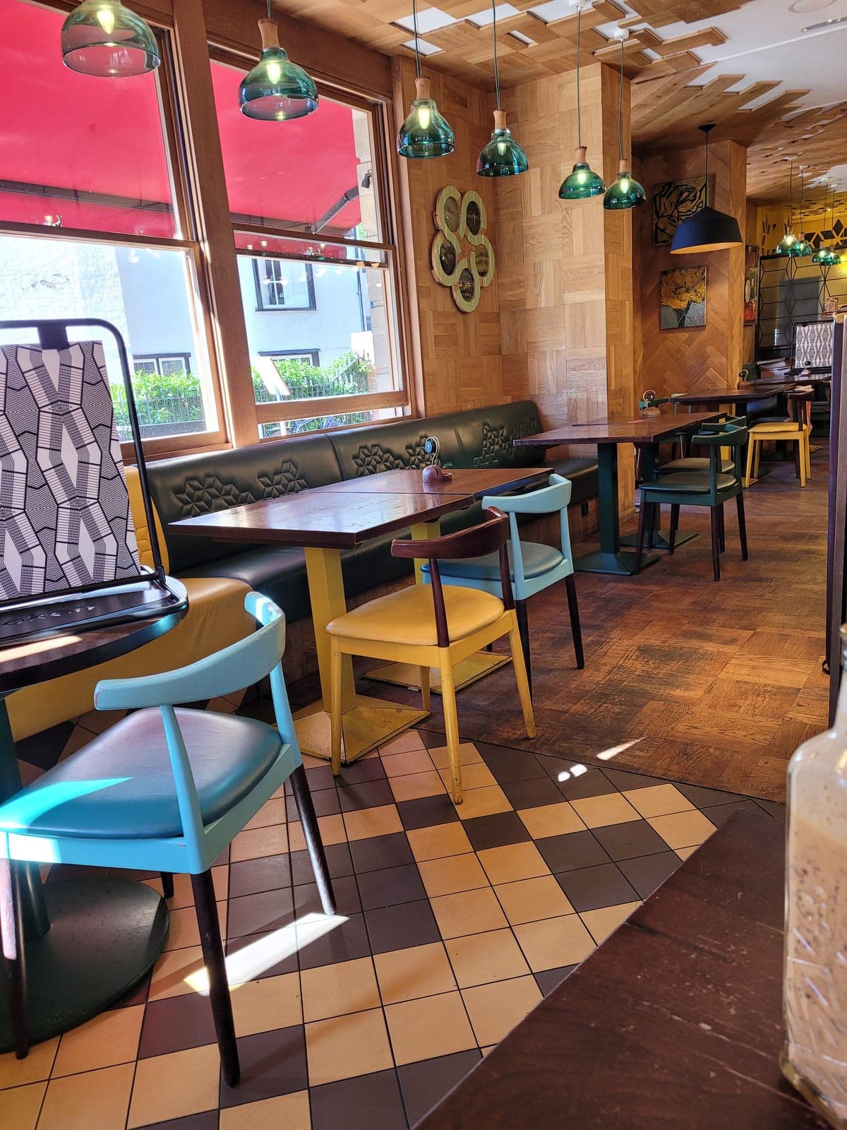 Nando's Epsom - image 1