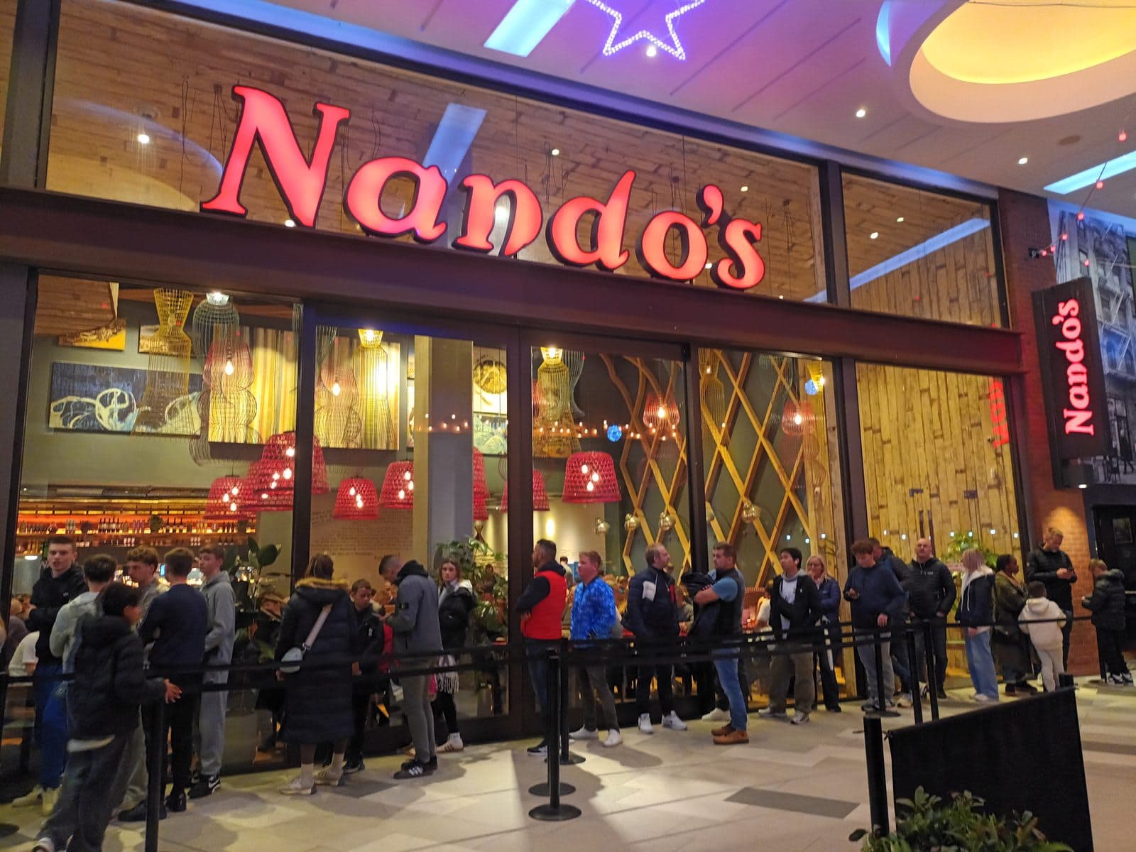 Nando's Wembley - Designer Outlet - image 1