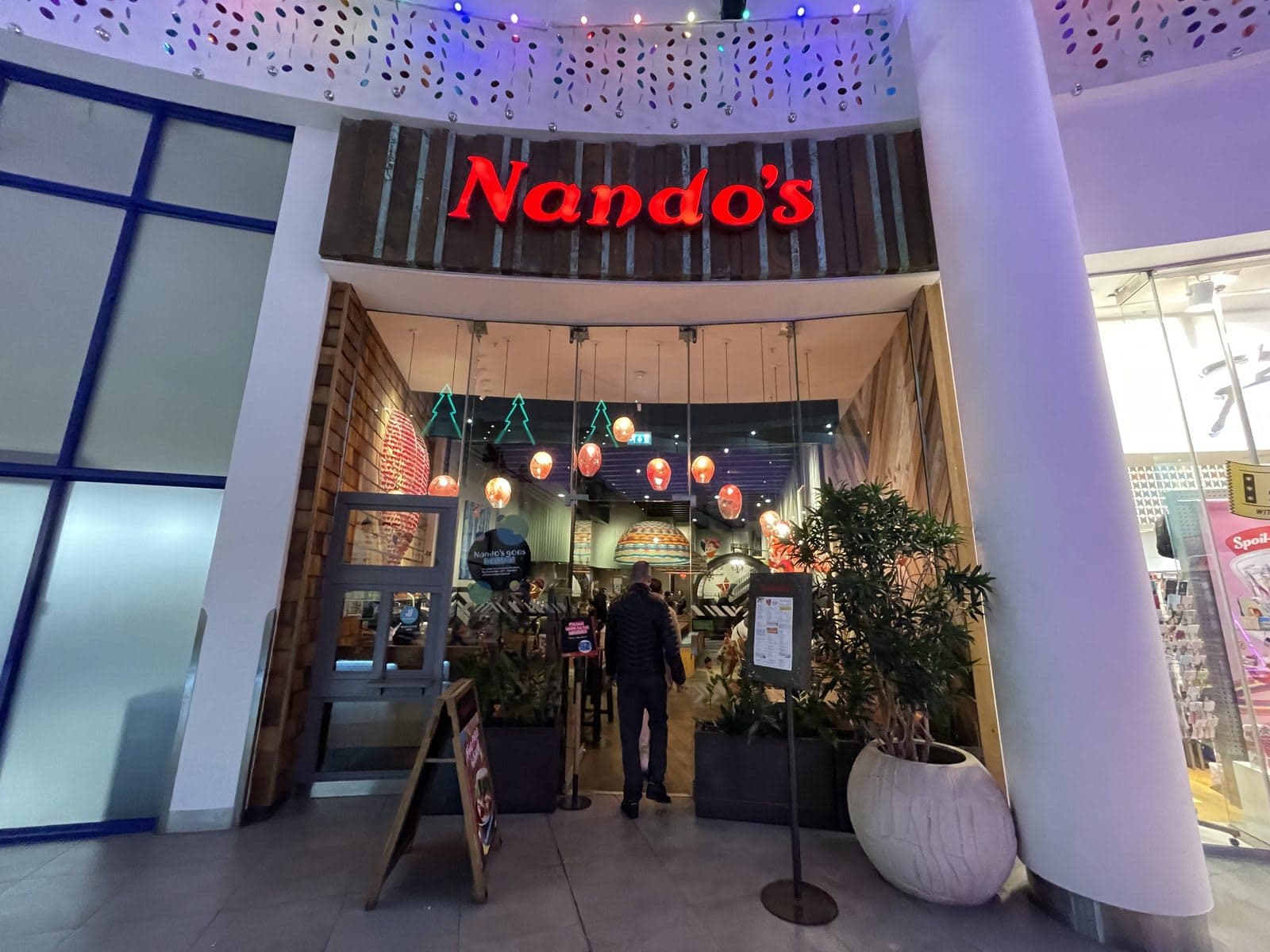Nando's Swiss Cottage - image 1