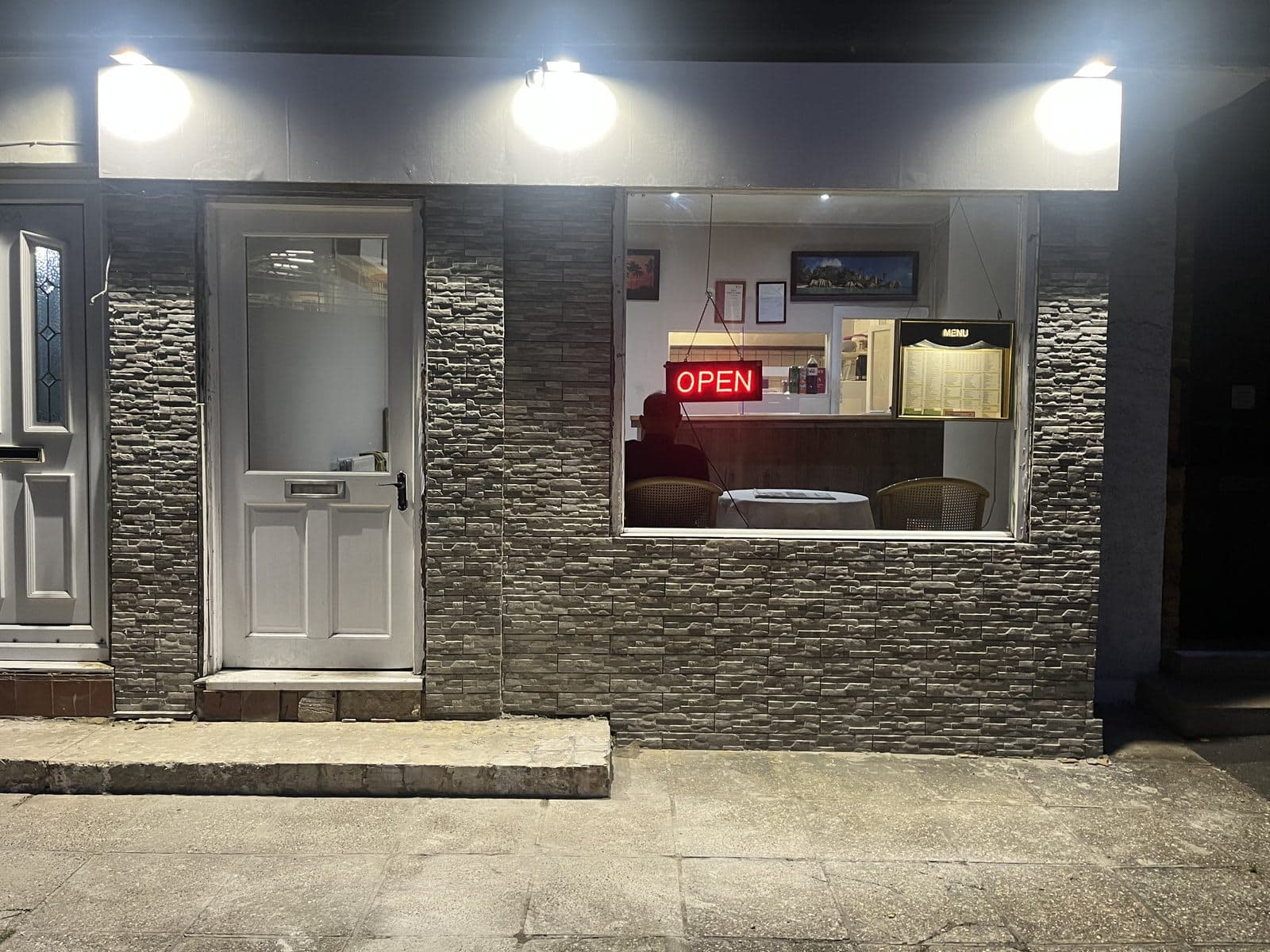 Shortlands Tandoori - image 1