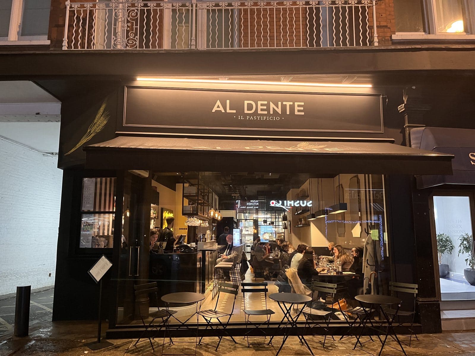 AL DENTE South Kensington - image 1