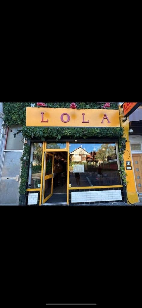 Lola Tapas & Wine - Restaurant Oval - image 1