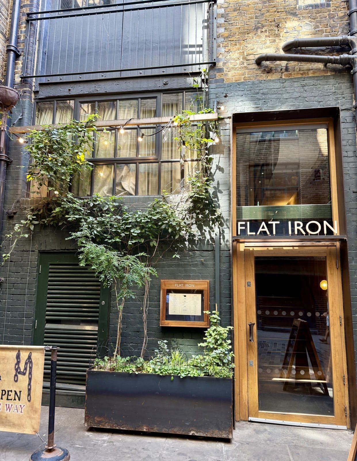 Flat Iron Borough - image 1