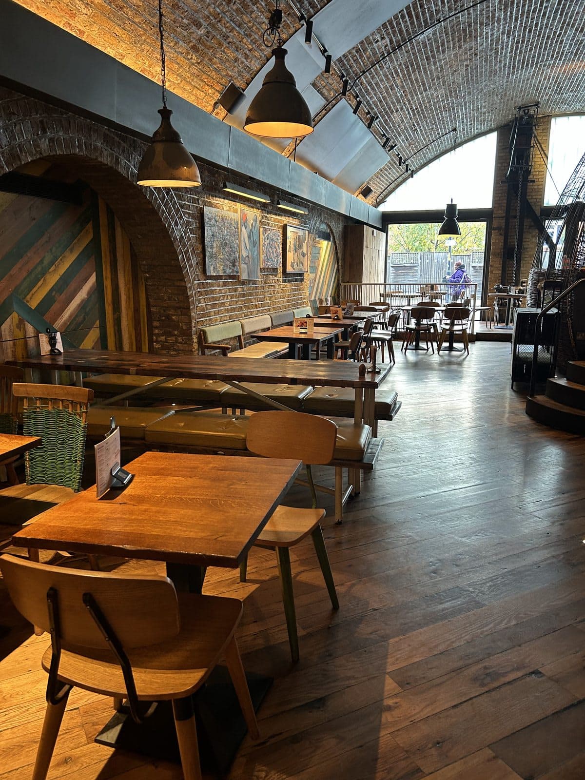 Nando's Southwark Arches - image 1