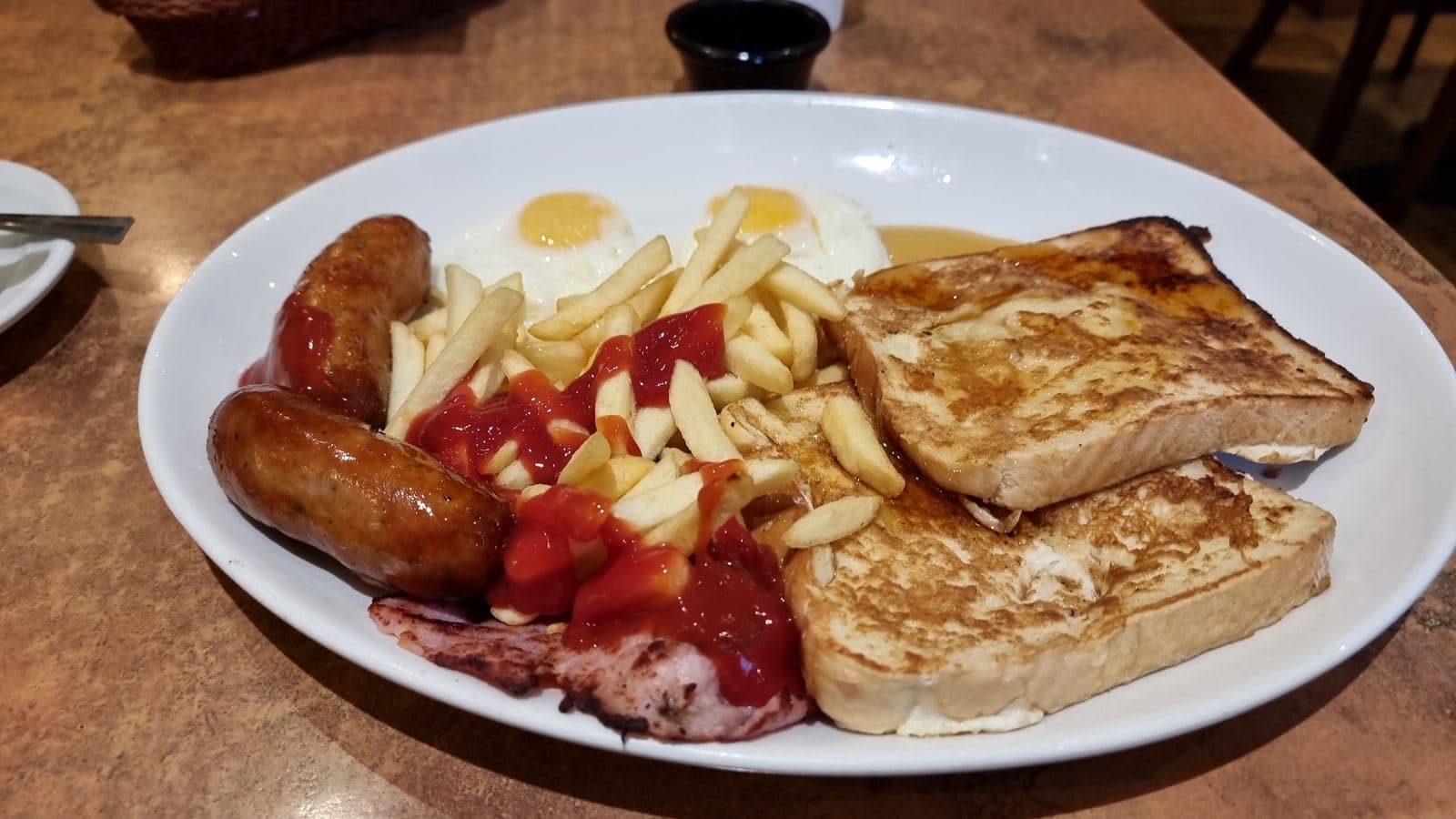 Battersea Grill - image 1