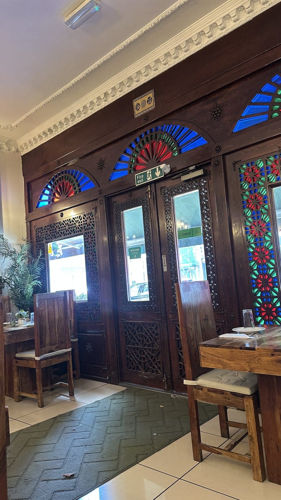 Zeytoon Restaurant - image 1
