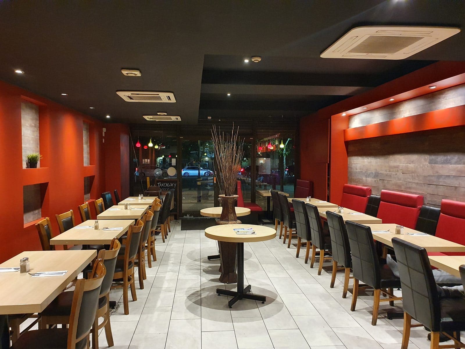Wok & Grill - image 1