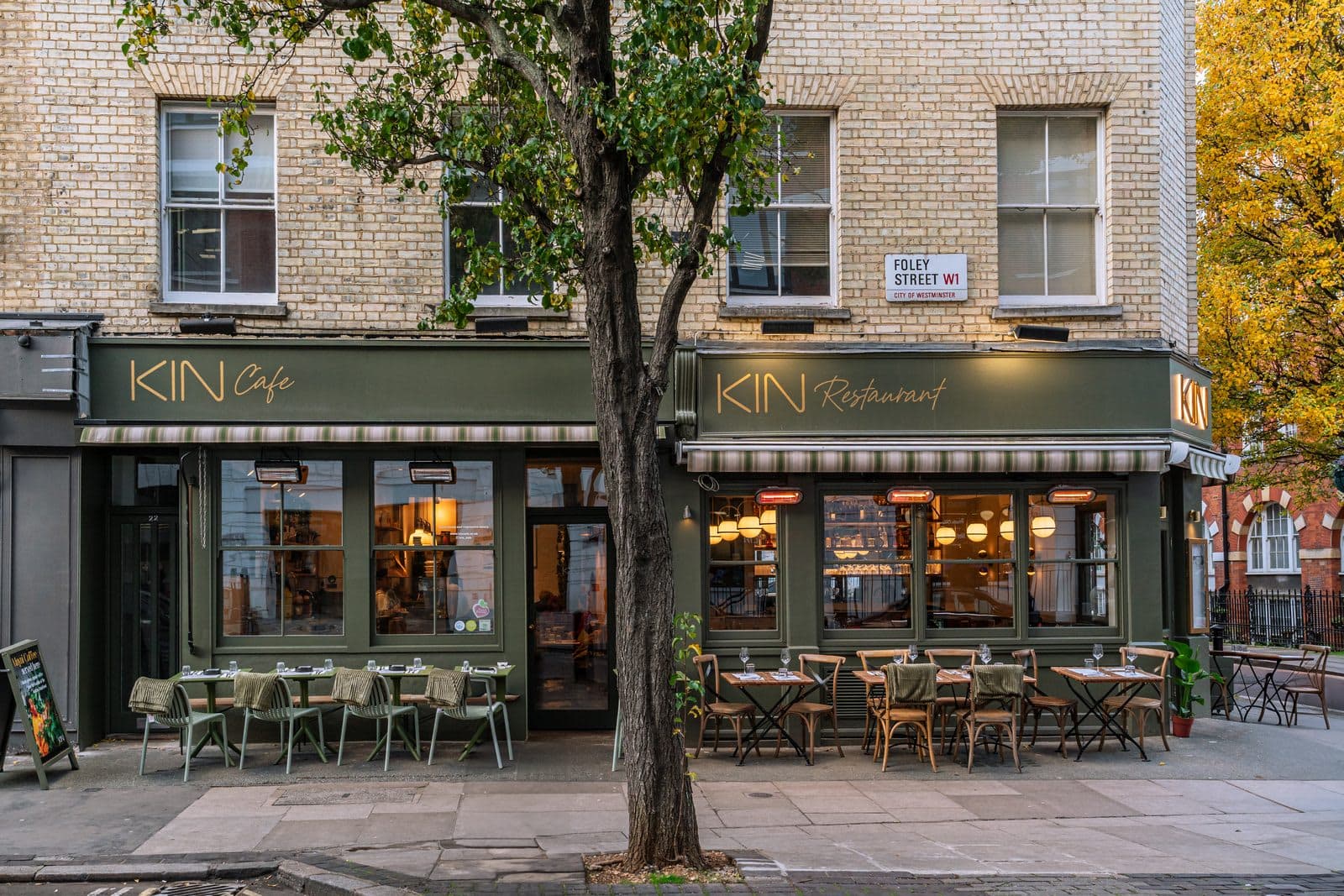KIN Cafe & Restaurant - image 1