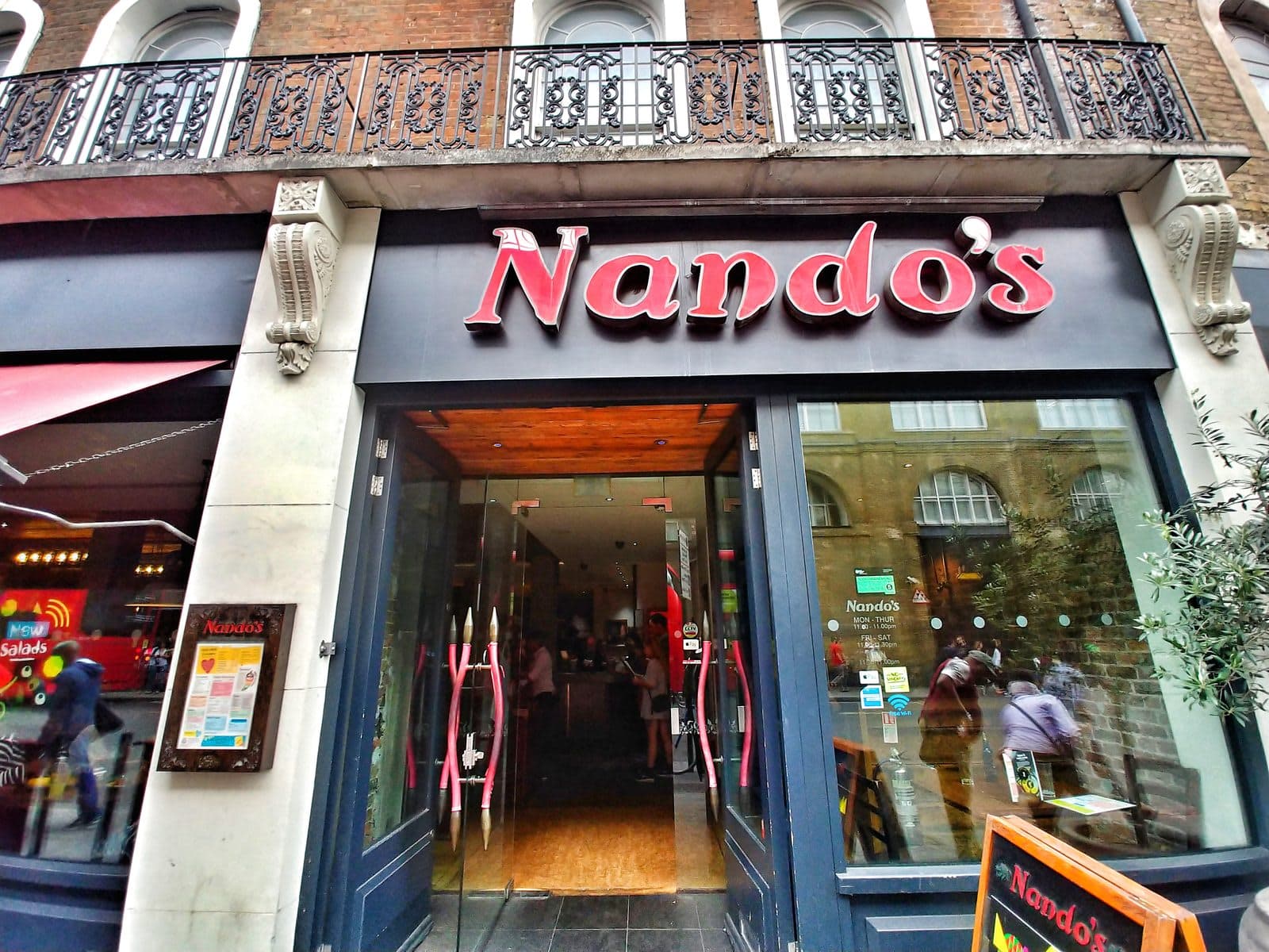 Nando's Kings Cross - image 1