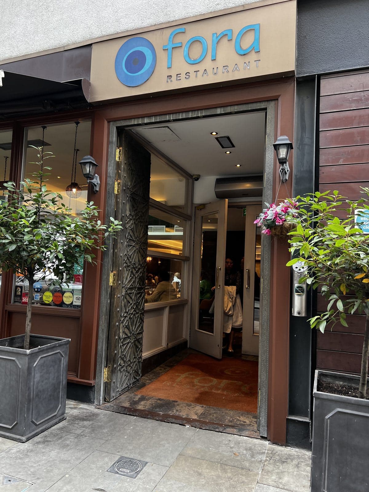 Fora Restaurant - image 1