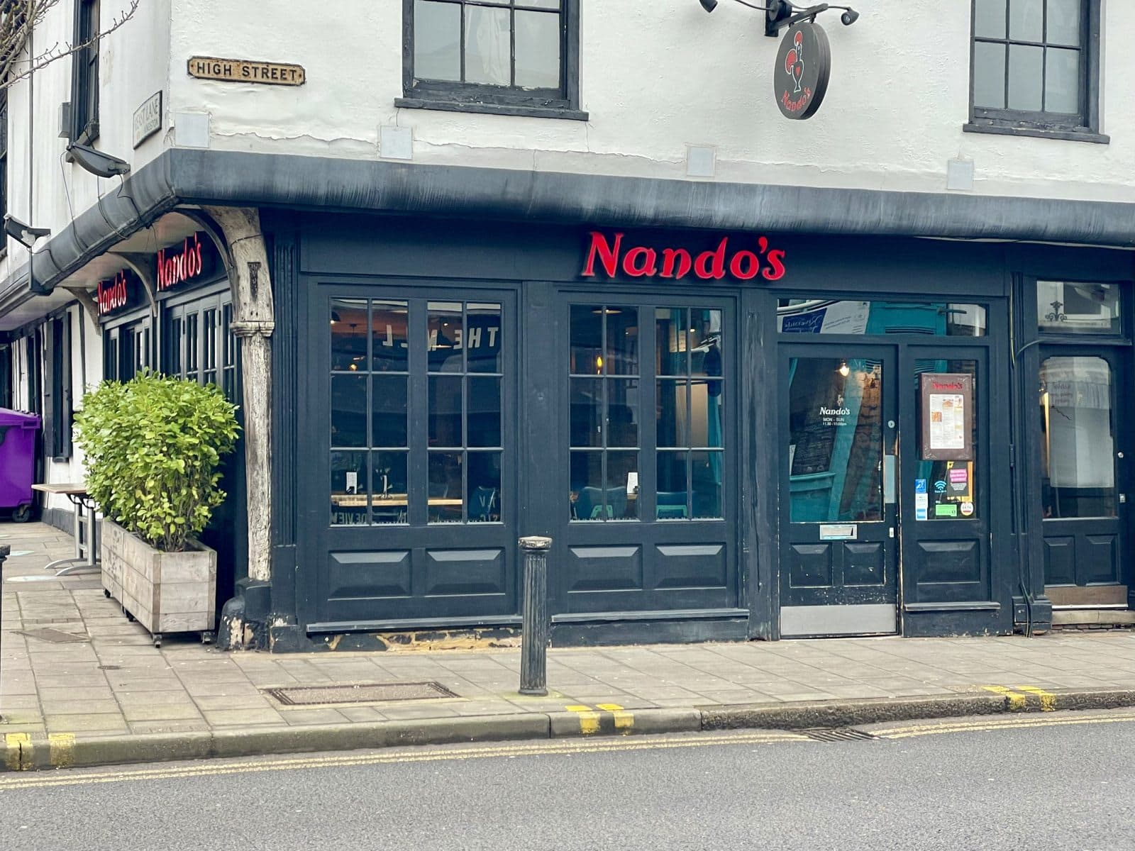 Nando's Kingston - image 1