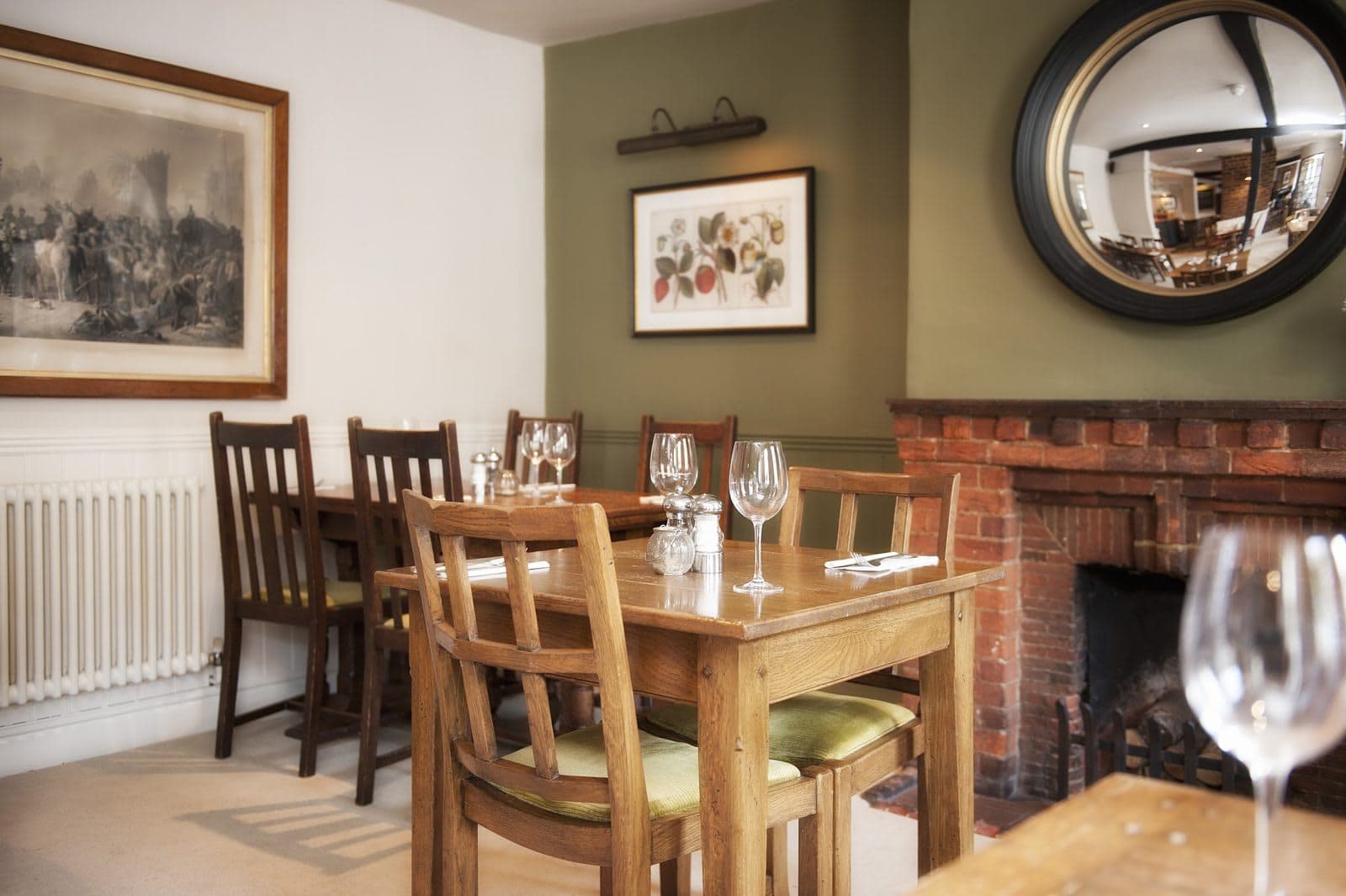 The Swan Inn - image 1
