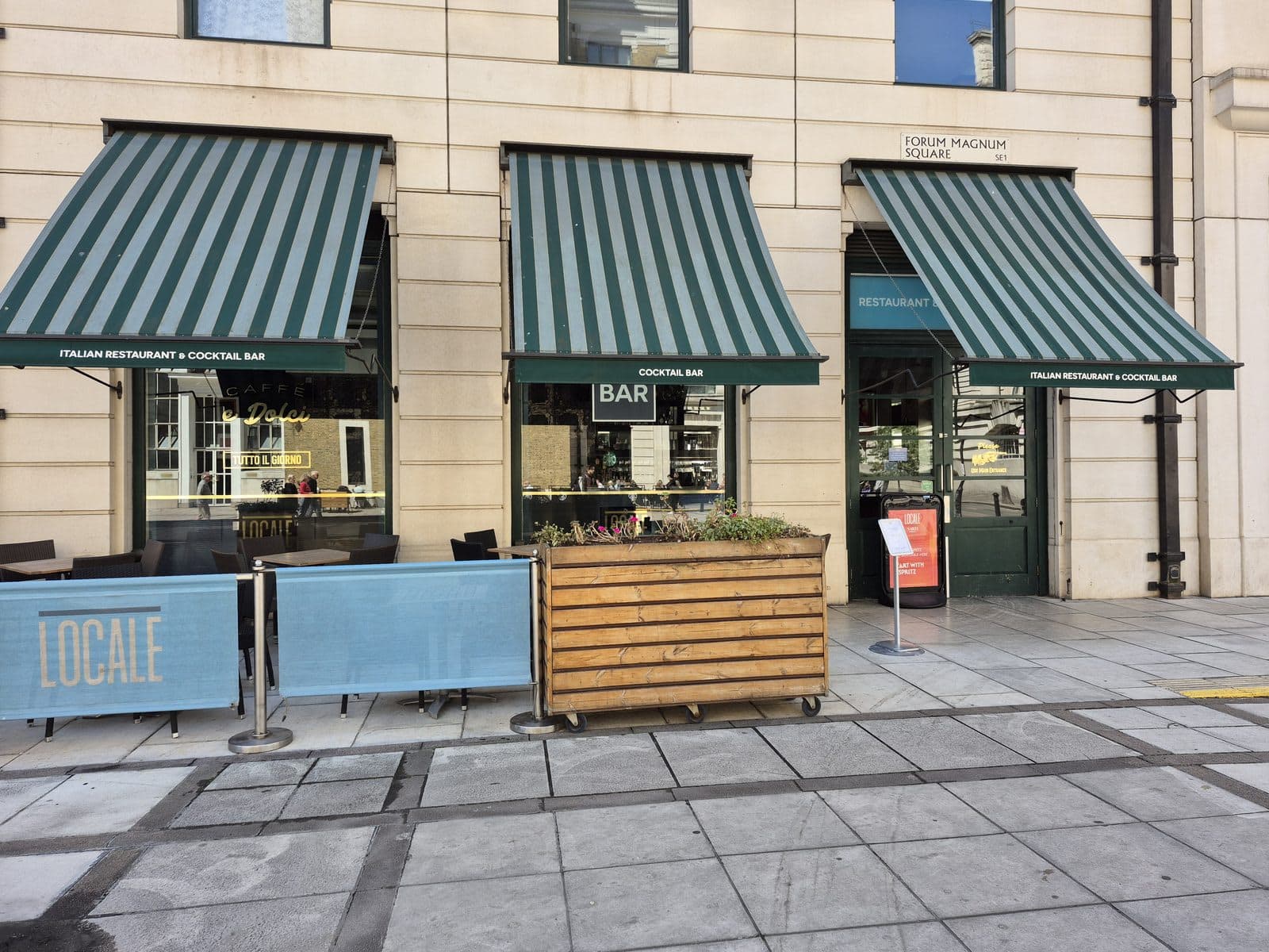 Locale Southbank - image 1
