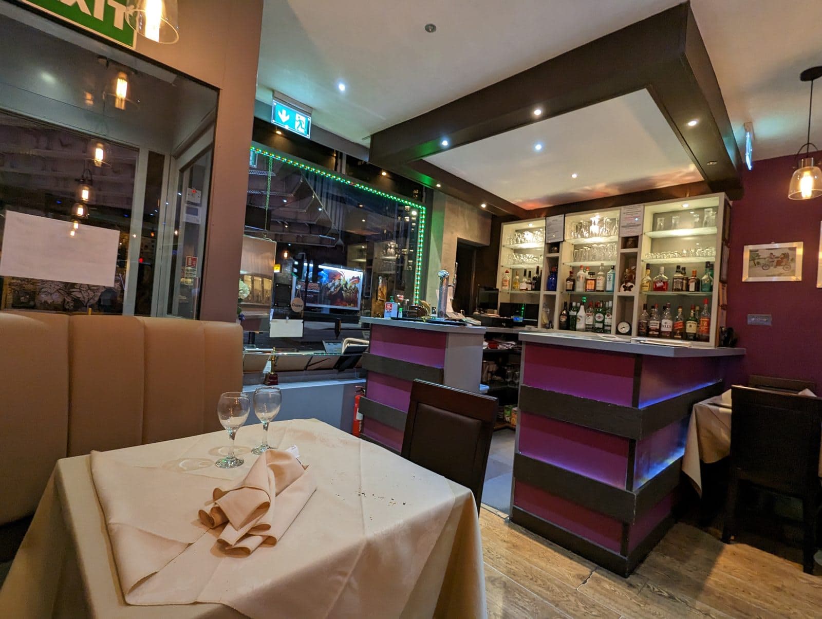 The Thames Indian Restaurant - image 1