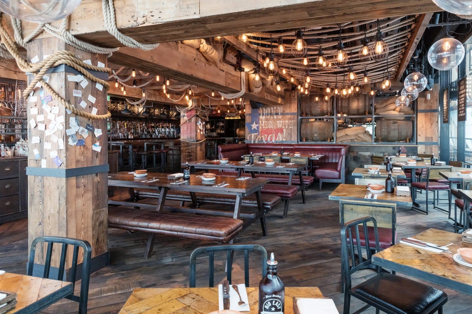 Big Easy Bar.B.Q & Crabshack - Canary Wharf - image 1