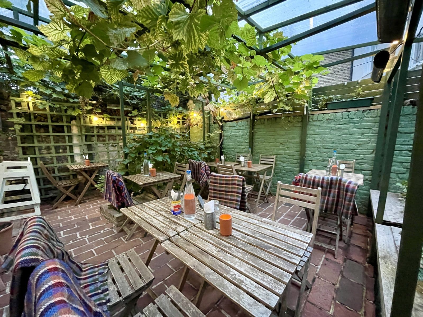 Well Kneaded Earlsfield - image 1