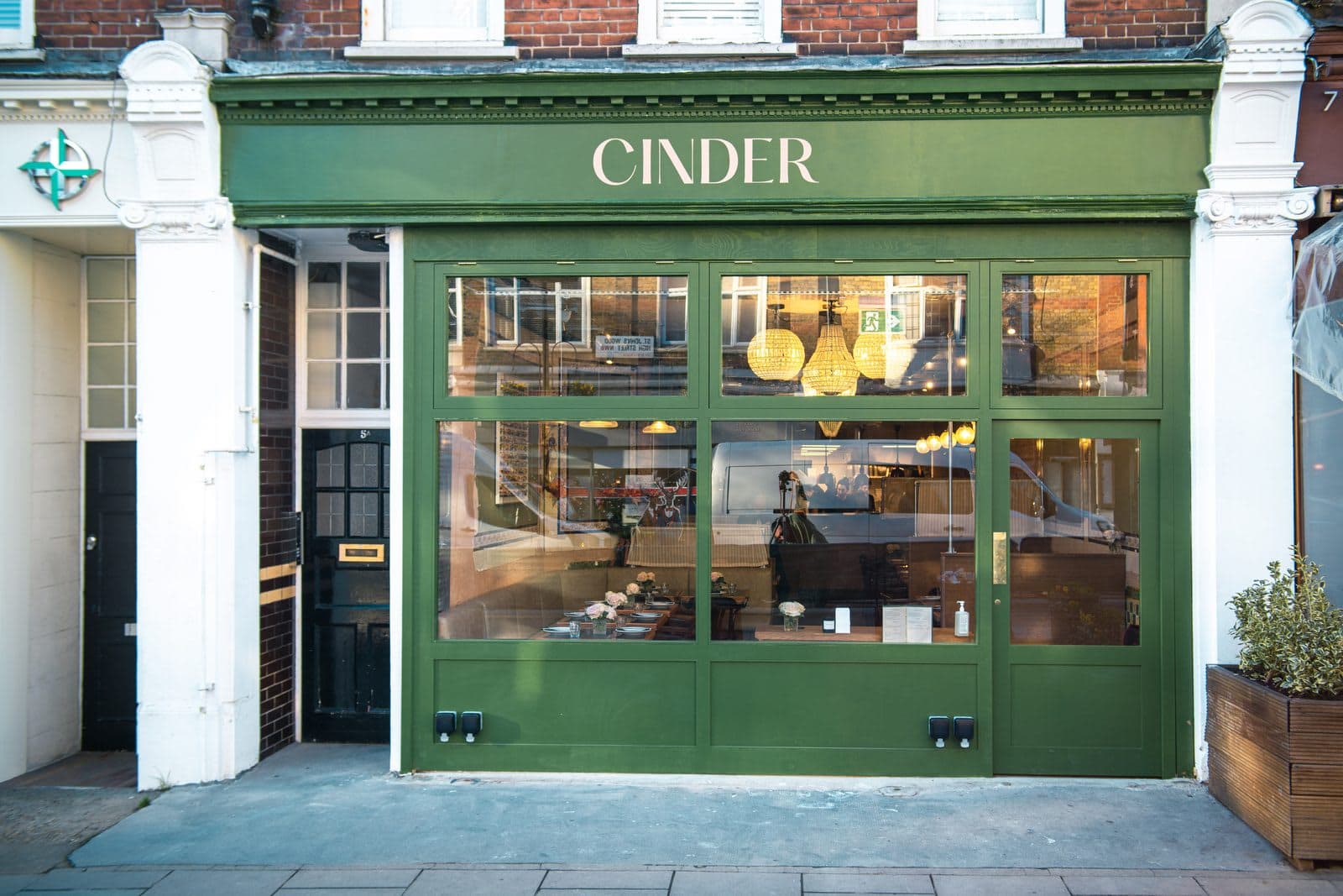 Cinder - St John's Wood - image 1
