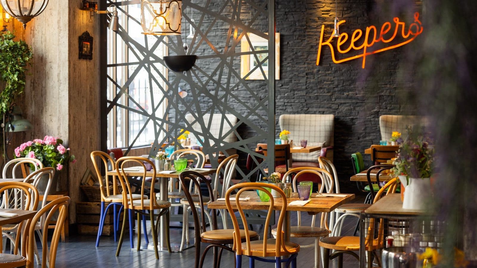 Keepers Kitchen & Bar - image 1