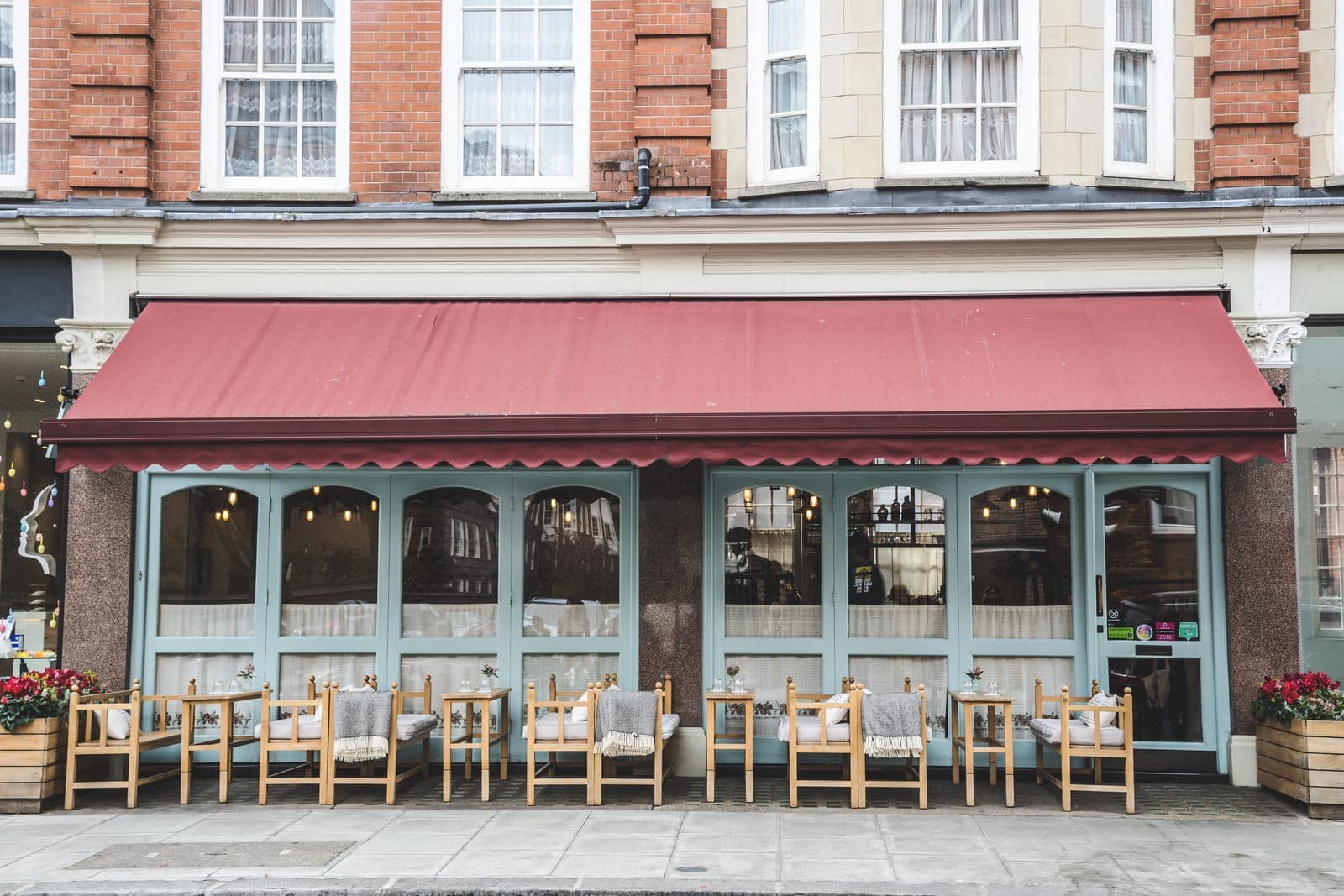 Villa Mamas Restaurant London - image 1