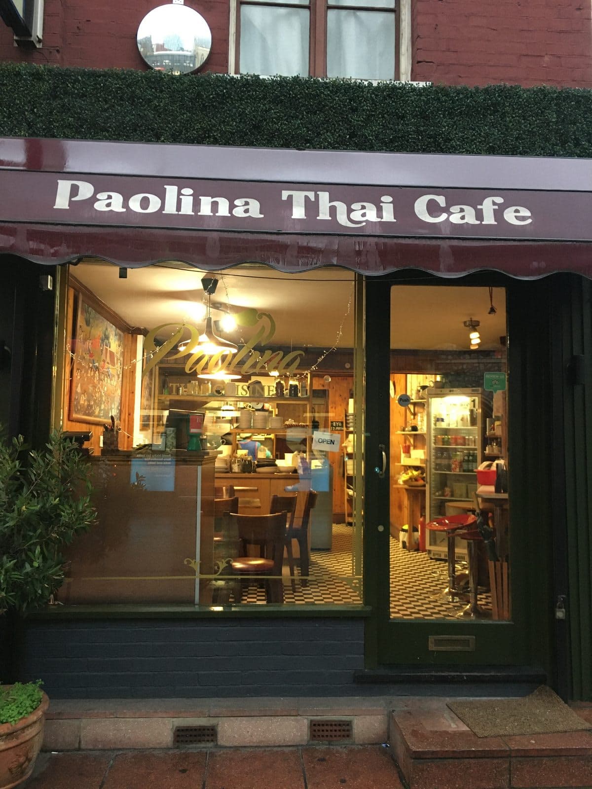 Paolina Thai Cuisine - image 1