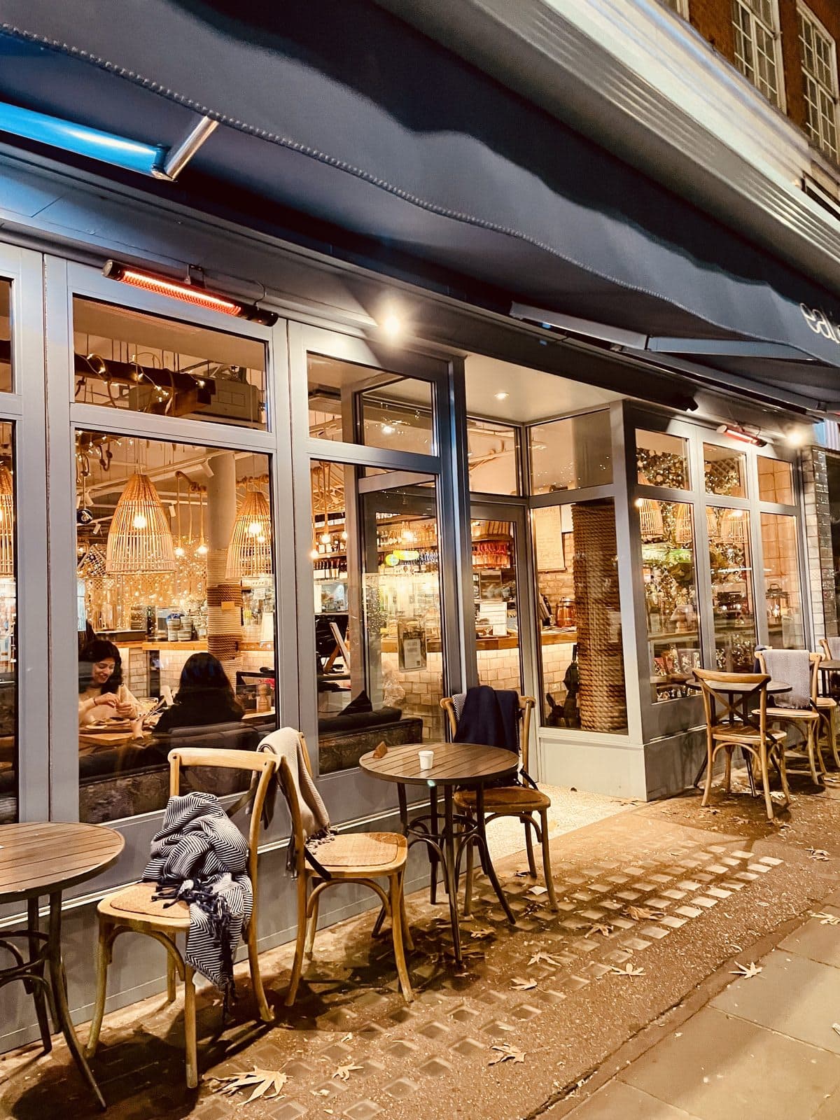Megan's on the High Street Restaurant (Kensington) - image 1