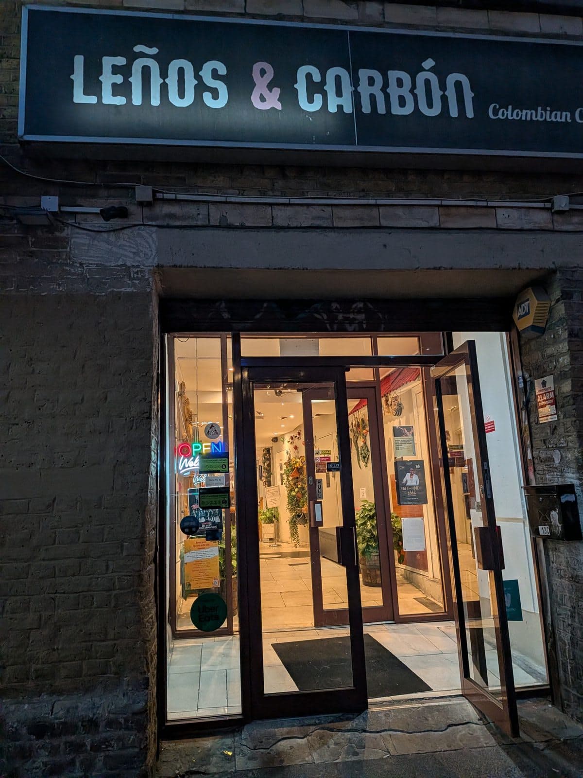 Leños & Carbon - image 1