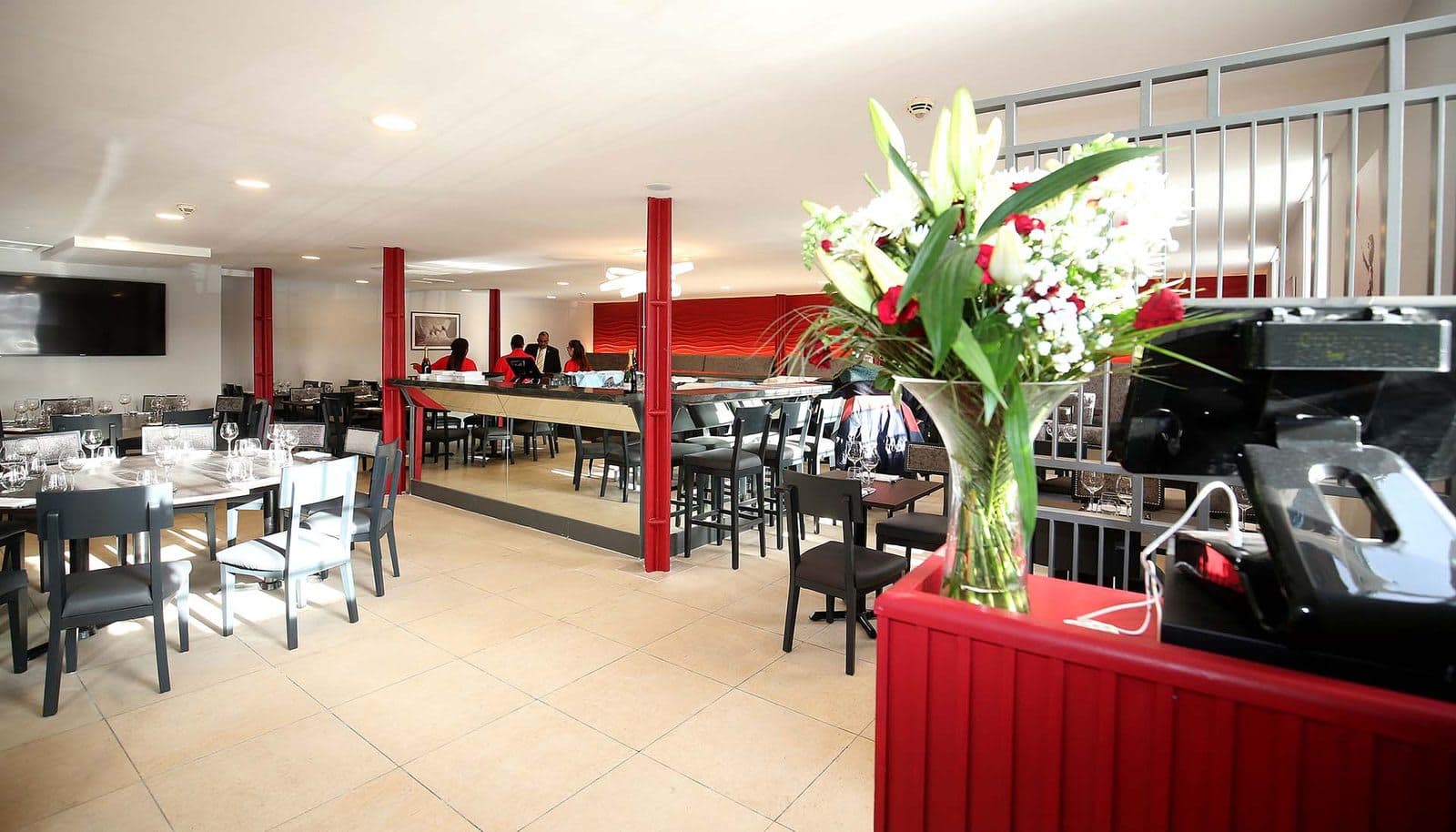 Med Grill - Excel London - image 1