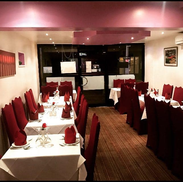 Esher Tandoori - image 1