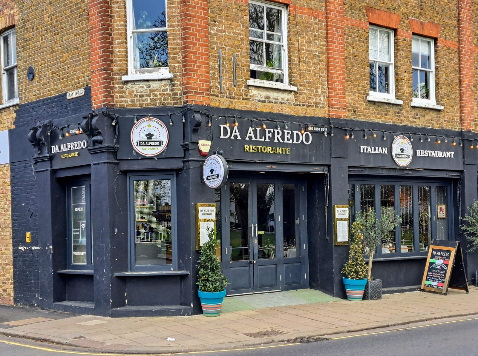 Da Alfredo Italian Restaurant - image 1