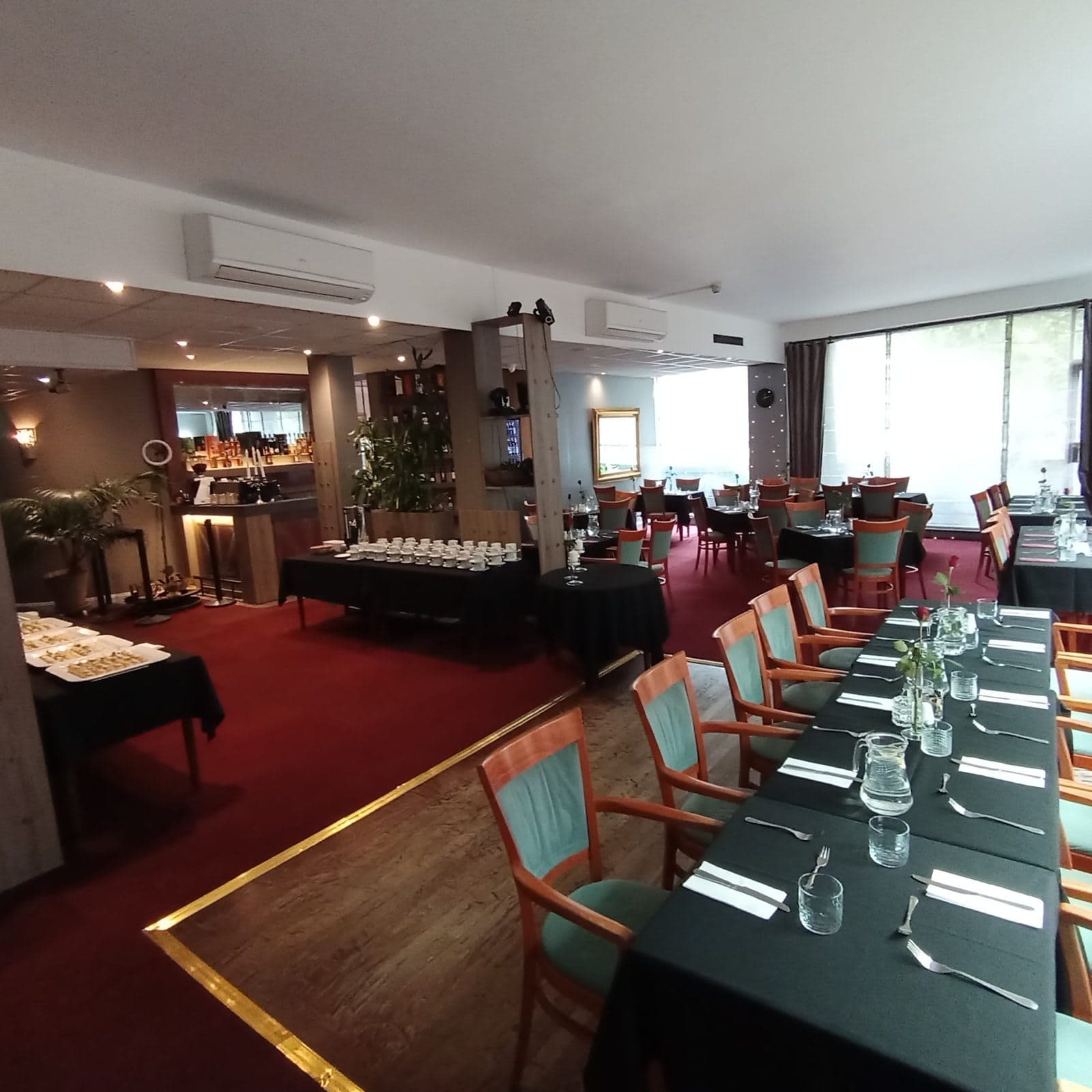 Lowiczanka Restaurant - image 1