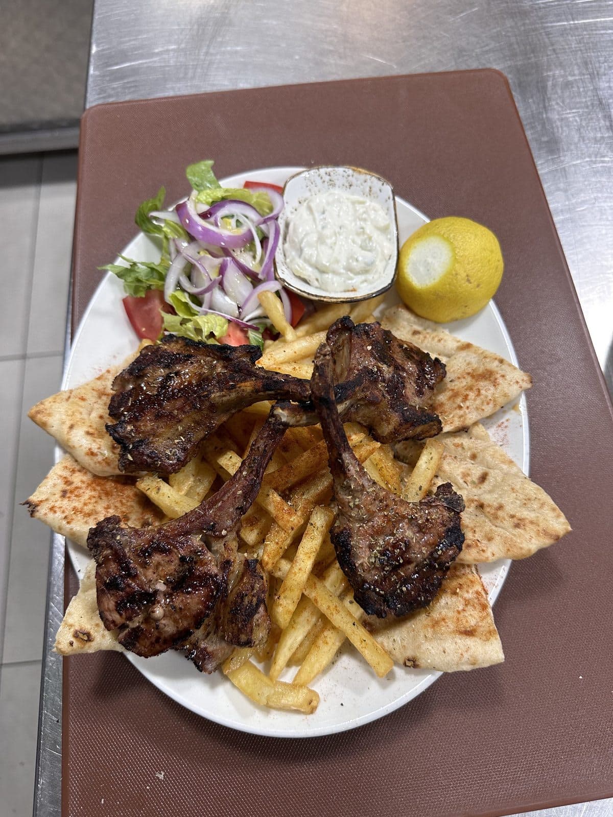 Shelita Restaurant - image 1